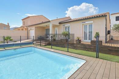 Maison de plain-pied à vendre 425 000 € 4 pièces 3 chambres 95 m² 400 m² de terrain Puget Ville 83390