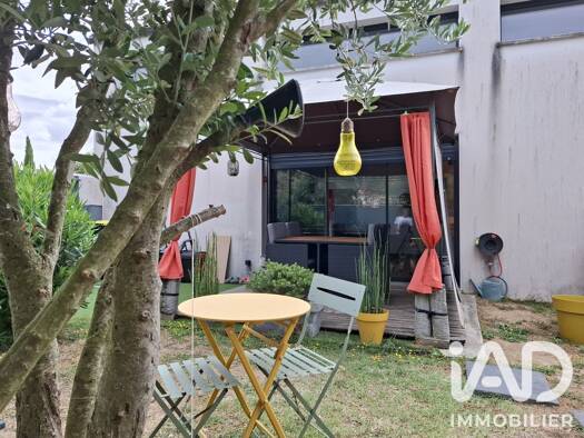 Maison à vendre 385 000 € 5 pièces 2 chambres 117 m² 167 m² de terrain Puilboreau 17138