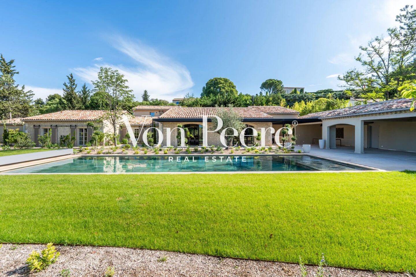 Maison à vendre, 380m², MAUSSANE LES ALPILLES