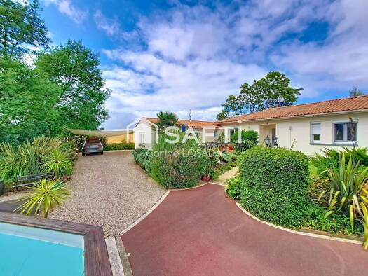 Villa à vendre 310 000 € 6 pièces 3 chambres 168 m² 1 180 m² de terrain La Bretonniere-la-Claye 85320