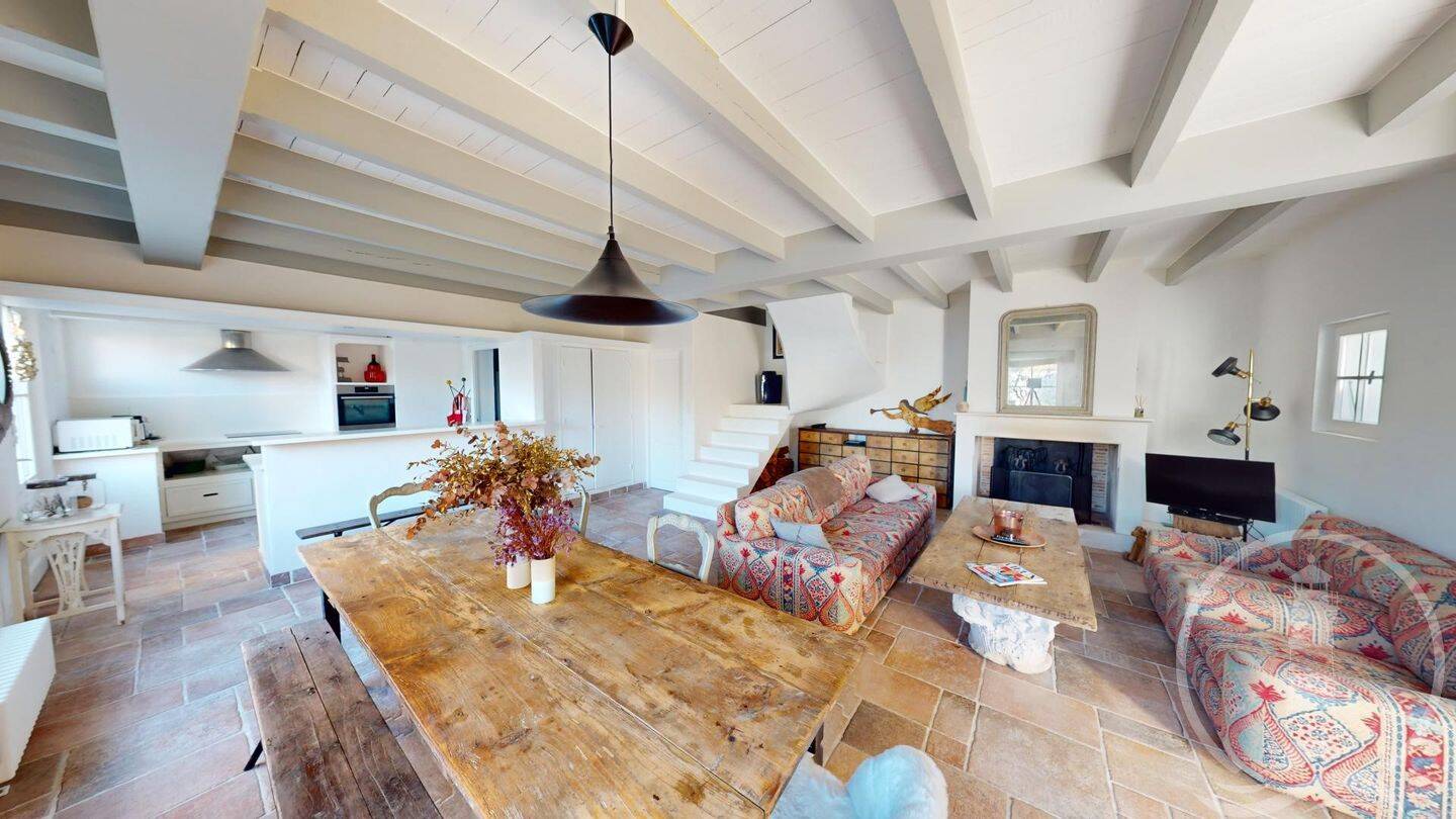 Maison à vendre, 114m², SAINT CLEMENT DES BALEINES