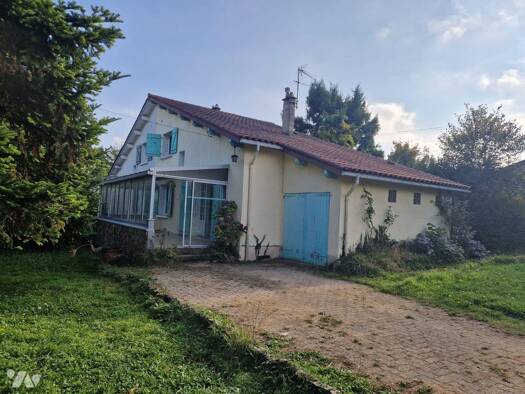 Maison à vendre 355 000 € 5 pièces 4 chambres 533 m² de terrain Écully 69130