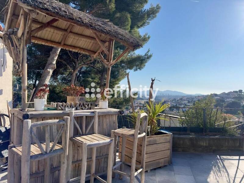 Maison à vendre, 267m², SEPTEMES LES VALLONS