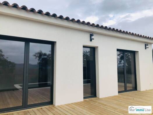 Villa à louer 1 910 € 4 pièces 3 chambres 111 m² dès le 17/10/2025 Merindol 84360