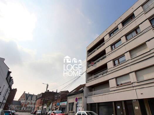 Appartement à vendre 94 000 € 3 pièces 2 chambres 89,1 m² Étage 3/4 Centre Administratif Henin Beaumont 62110