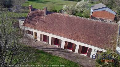 Maison à vendre 117 000 € 4 pièces 3 chambres 105 m² 2 539 m² de terrain Louroux de Beaune 03600
