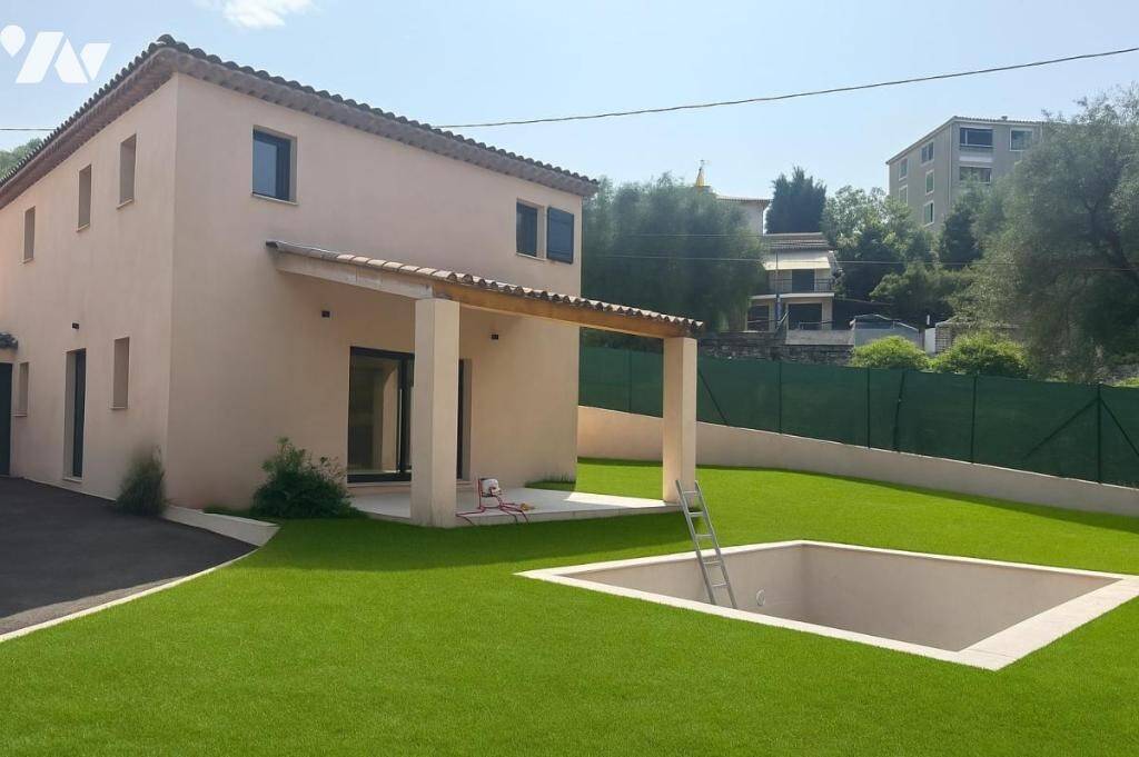 Maison à vendre, 0m², TOURRETTE LEVENS