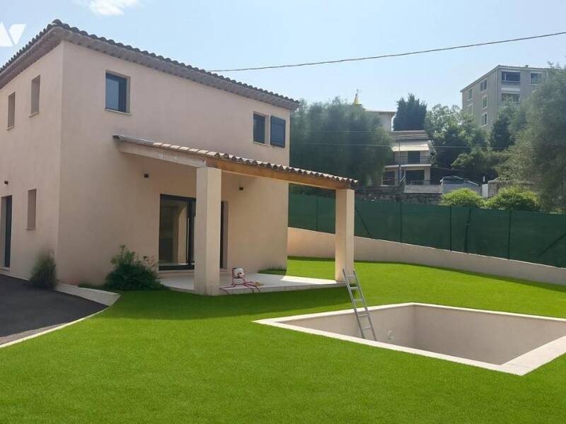 Maison à vendre, 0m², TOURRETTE LEVENS