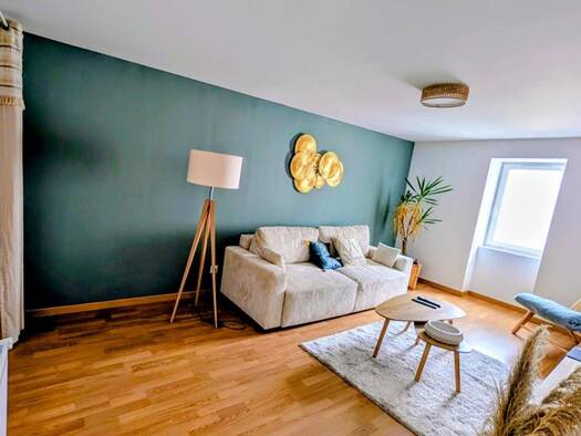 Duplex à louer 350 € 2 pièces 1 chambre 84 m² Étage 2/2 Le Bassin Périgueux 24000