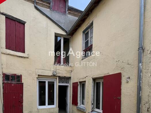 Maison à vendre 75 000 € 2 pièces 1 chambre 50 m² 30 m² de terrain Beaumont-sur-Sarthe 72170