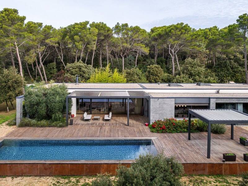 Maison à vendre, 238m², SAINT MARC JAUMEGARDE