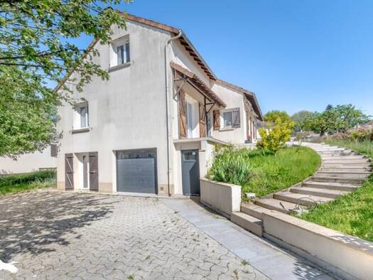 Maison à vendre 254 300 € 7 pièces 5 chambres 152 m² 658 m² de terrain Le Sablard Limoges 87000