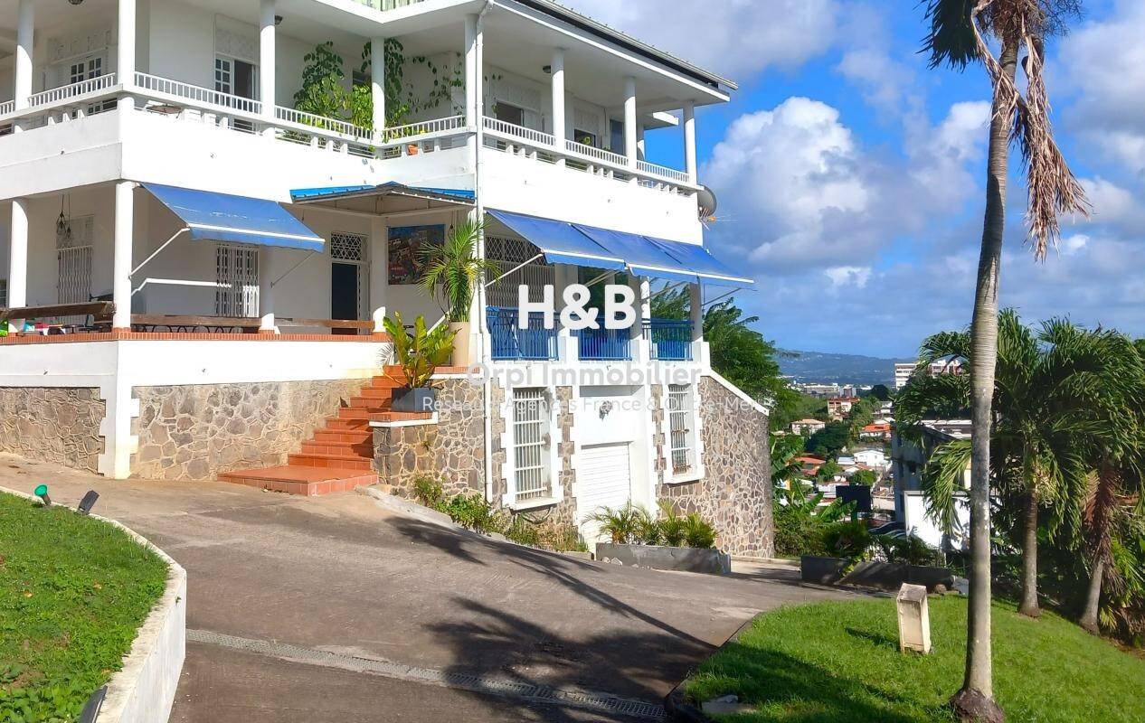 Maison à vendre, 246m², FORT DE FRANCE