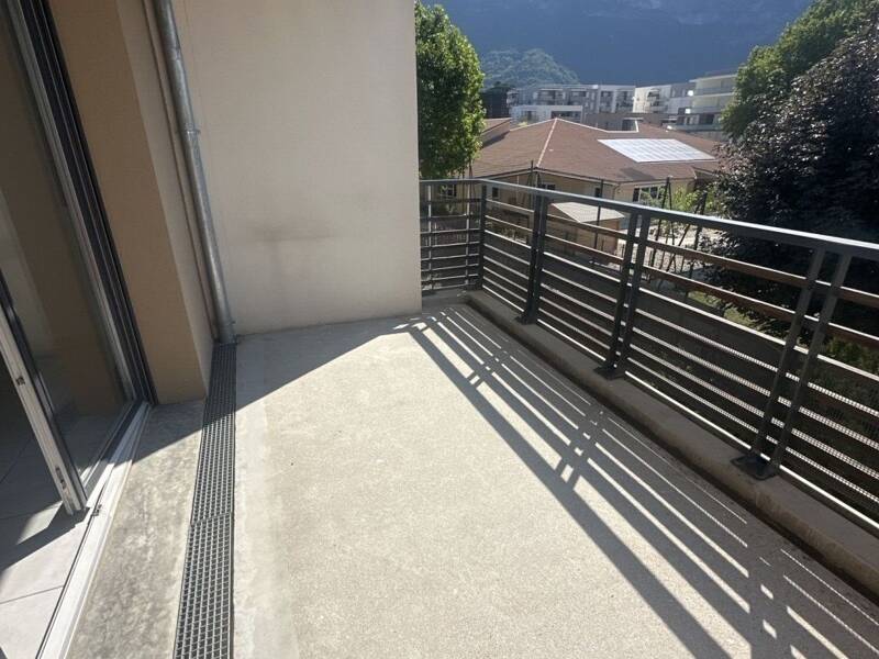 Maison à louer, 66m², SAINT EGREVE