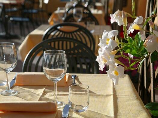 Restaurant à vendre Fonds de commerce 323 300 € 50 m² d'espace de restauration Châteauneuf-Grasse 06740