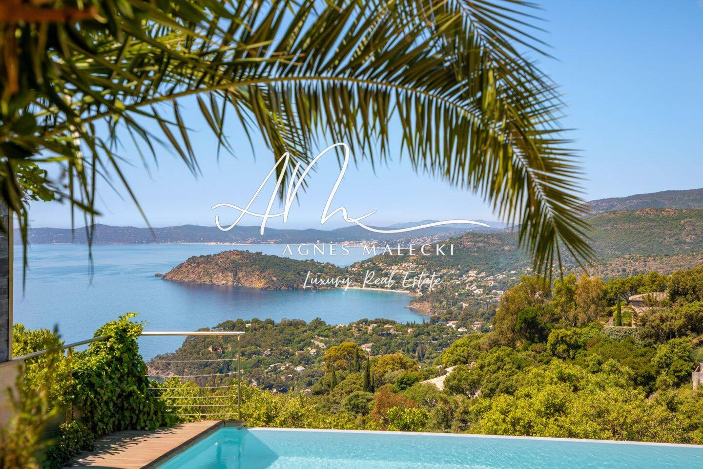 Maison à vendre, 170m², RAYOL CANADEL SUR MER