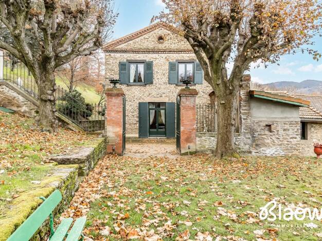 Maison en viager occupé Bouquet 194 400 € 9 pièces 5 chambres 306 m² 5 000 m² de terrain La Valette-Croix Berthaud-Saint Martin Saint-Chamond 42400