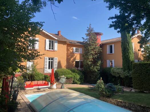 Maison à vendre 1 090 000 € 13 pièces 6 chambres 430 m² 4 390 m² de terrain Lacenas 69640