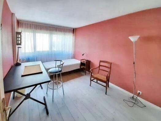 Appartement à louer - logement étudiant 522 € 1 pièce 14 m² RDC Élancourt 78990