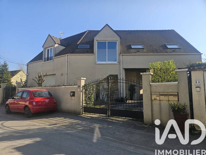 Maison à vendre, 205m², CRECY LA CHAPELLE