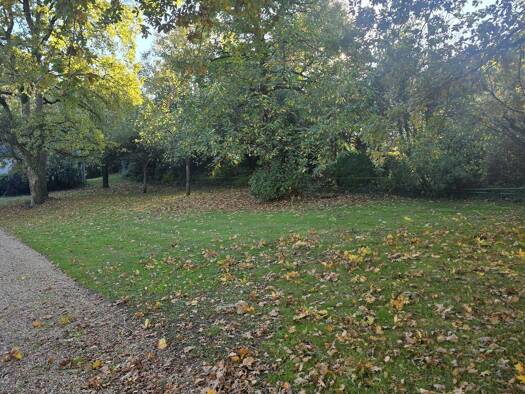 Propriété de loisirs à vendre 109 000 € 43 001 m² de terrain Baugé-en-Anjou 49150
