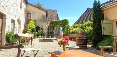 Maison à vendre 590 000 € 7 pièces 5 chambres 235 m² 1 500 m² de terrain Vignes Rouges-Verottes Beaune 21200