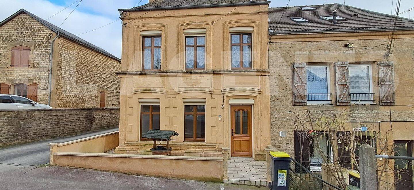 Maison à vendre, 131m², VIVIER AU COURT