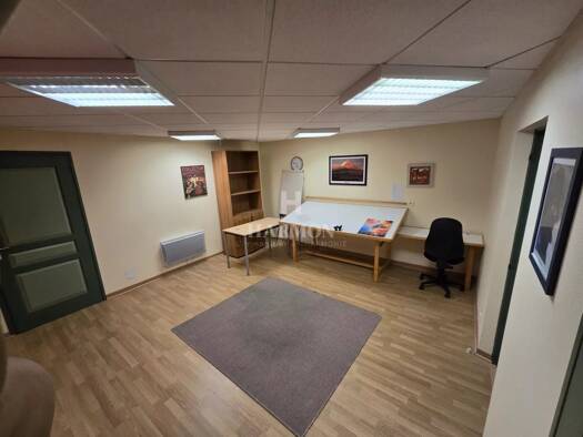 Espace bureau à louer 290 € 61 m² de bureaux Bidos 64400