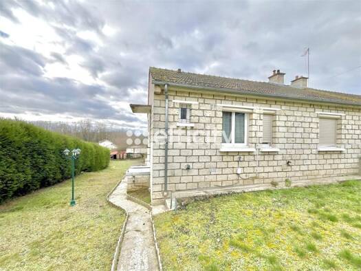 Maison de ville à vendre 137 500 € 4 pièces 3 chambres 70 m² 400 m² de terrain Soissons 02200