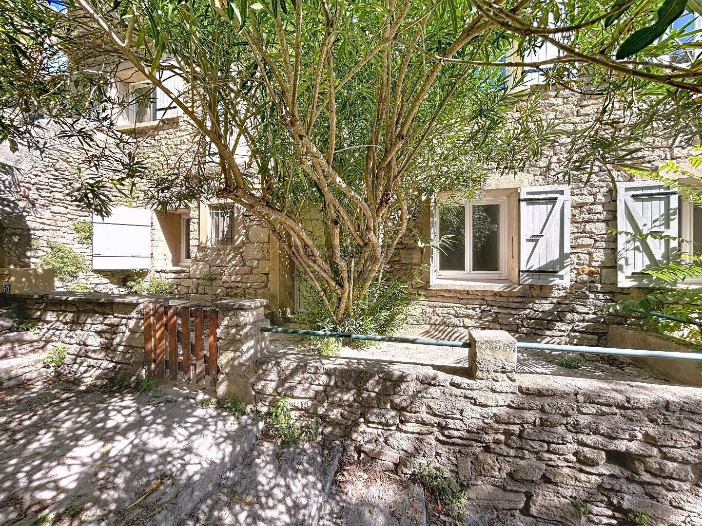 Maison à vendre, 55m², GORDES