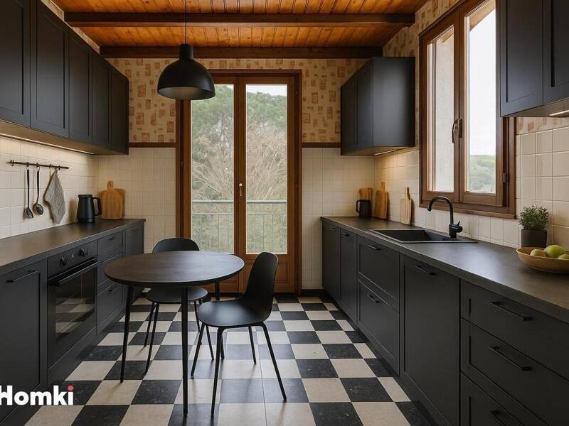 Maison à vendre, 185m², BAGNOLS SUR CEZE