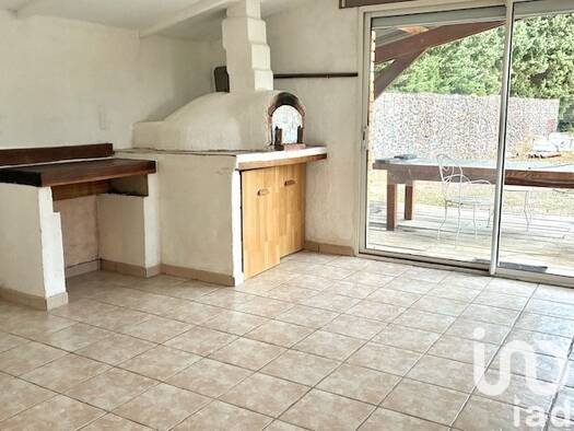 Appartement à louer 776 € 2 pièces 1 chambre 80 m² RDC Centre Ville Est Le Soler 66270