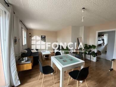 Appartement à louer 714 € 3 pièces 2 chambres 60,6 m² RDC Brossolette Vandoeuvre-Lès-Nancy 54500