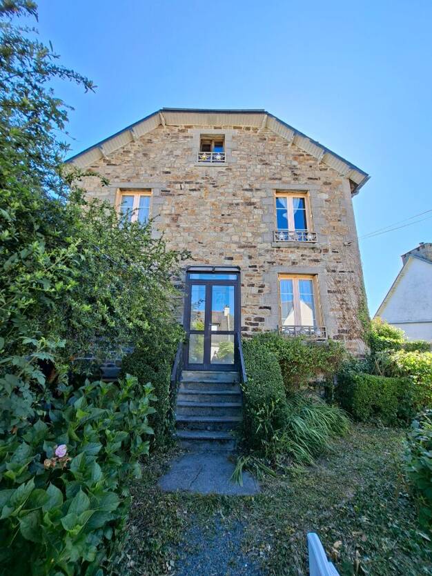 Maison à vendre 250 800 € 5 pièces 3 chambres 115 m² 670 m² de terrain Plestin les Greves 22310