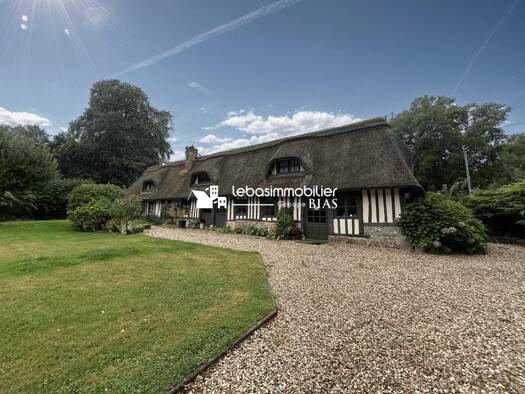 Maison à vendre 295 000 € 4 pièces 3 chambres 100 m² 5 880 m² de terrain Yerville 76760