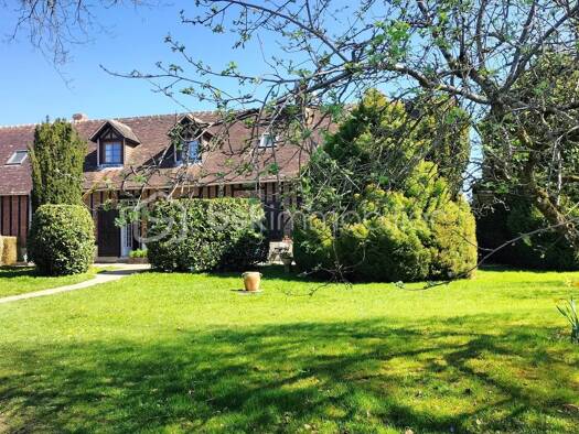 Maison à vendre 339 000 € 9 pièces 3 chambres 161 m² 1 900 m² de terrain Bonsmoulins 61380