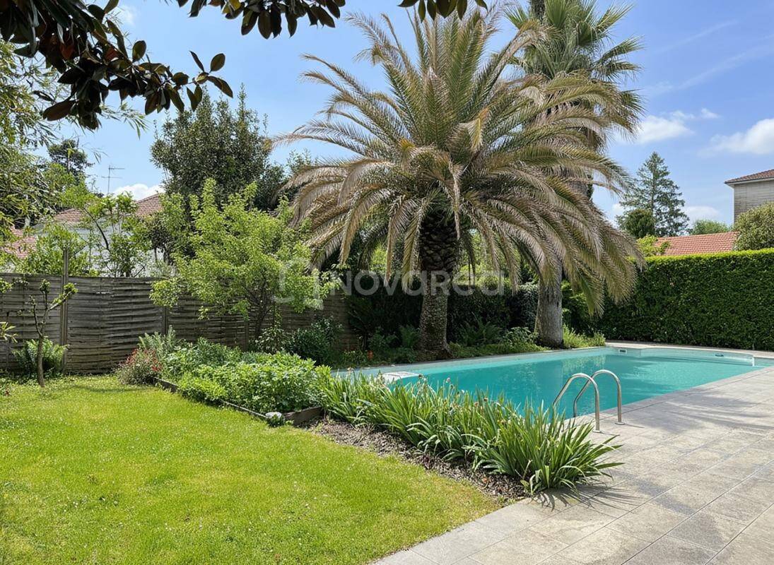 Maison à vendre, 218m², PAU
