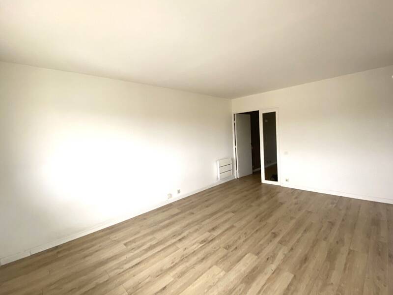 Maison à louer, 49m², MONTIGNY LE BRETONNEUX