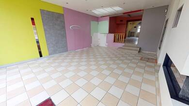 Local commercial à louer 1 182 € 78,3 m² de surface de vente Lucé 28110