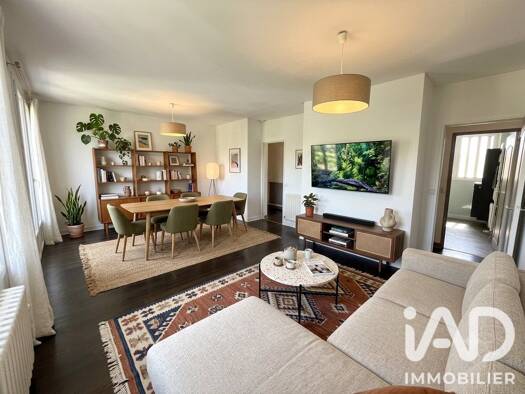 Appartement à vendre 125 000 € 3 pièces 2 chambres 68,64 m² Étage 2/4 Bel Air Beauregard Laval 53000