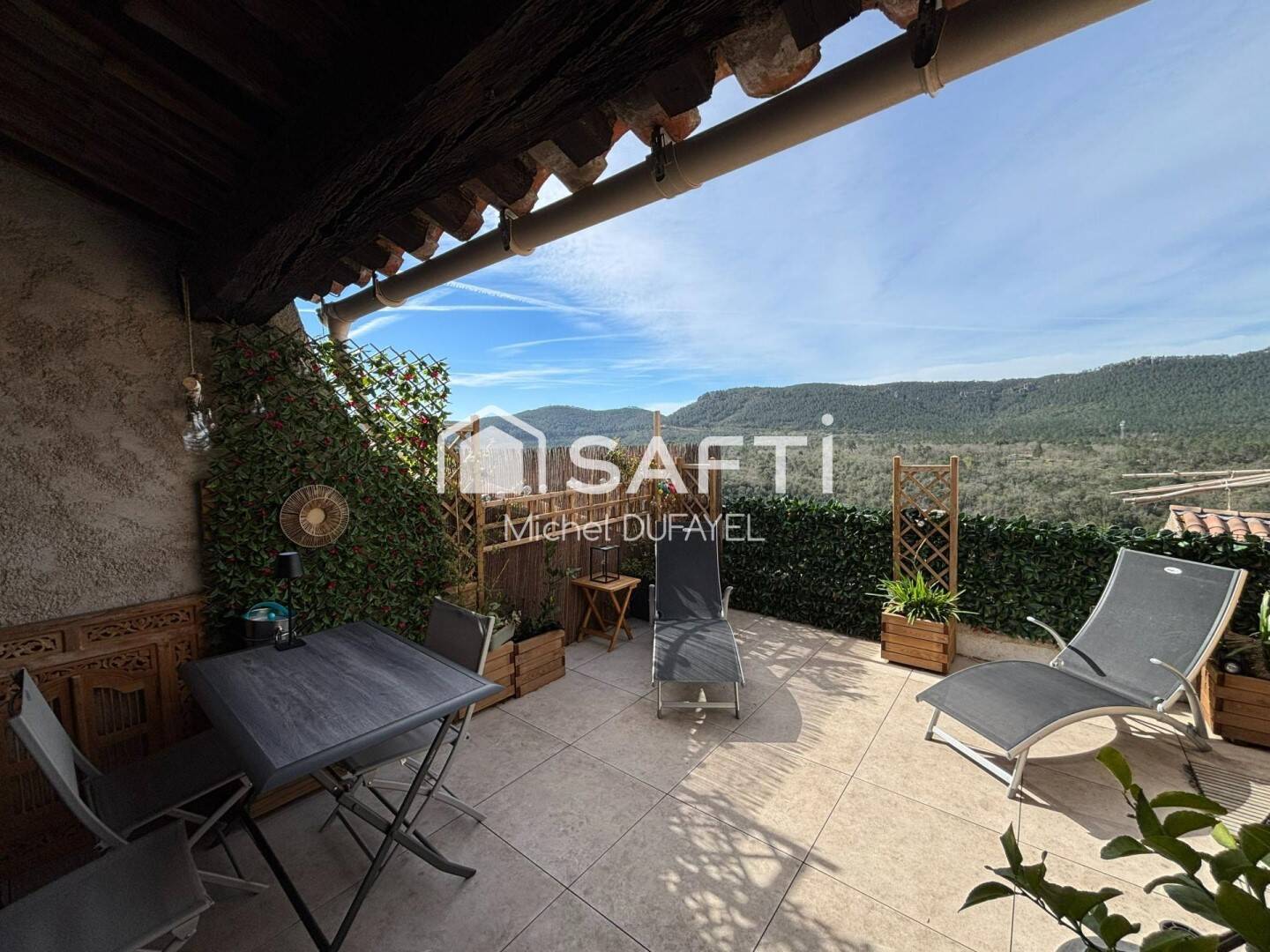 Maison à vendre, 90m², BAGNOLS EN FORET