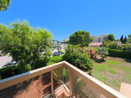 Appartement à vendre 250 000 € 2 pièces 1 chambre 49 m² Étage 2/3 Les Paluds-Lauvert Vallauris 06220
