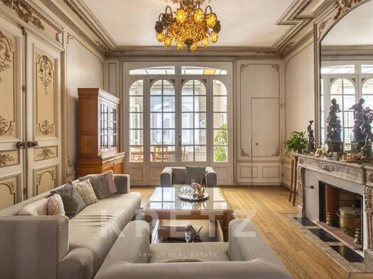 Hôtel particulier à vendre 1 950 000 € 15 pièces 11 chambres 705 m² 509 m² de terrain Saint Honoré-Jeanne d'Arc Amiens 80000