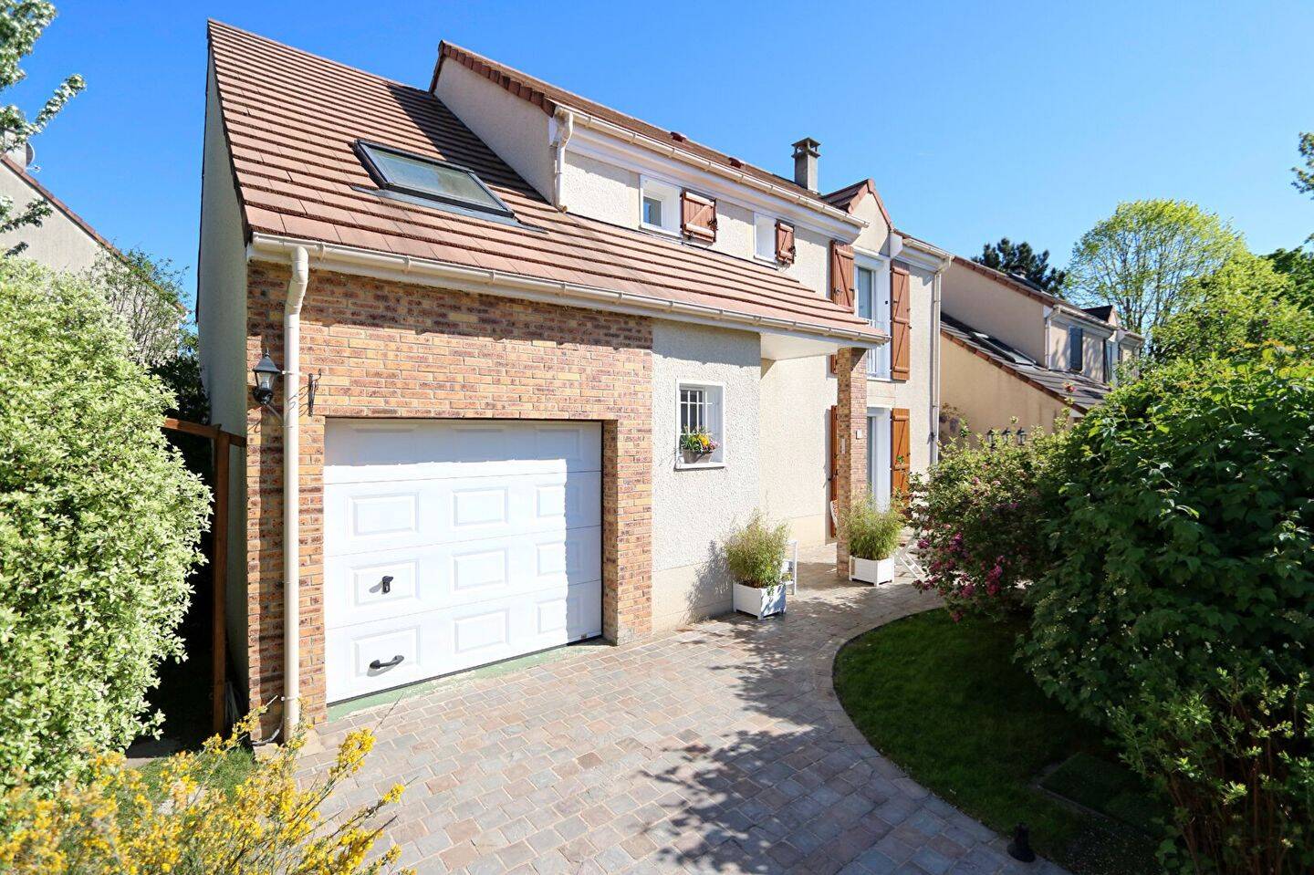Maison à vendre, 135m², MANDRES LES ROSES
