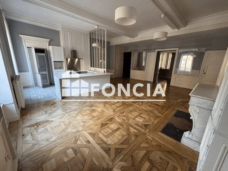 Maison à louer, 156m², LYON 2E