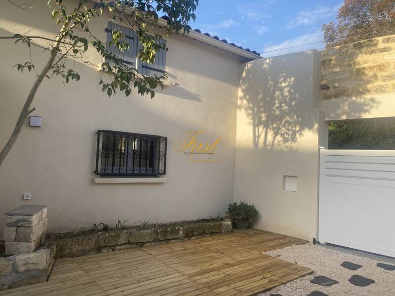 Maison à louer, 57m², RESTINCLIERES