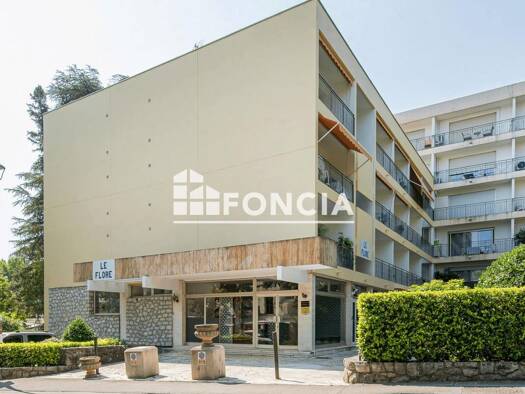 Appartement à vendre 129 000 € 2 pièces 1 chambre 39 m² Étage 2/4 Gréoux-les-Bains 04800