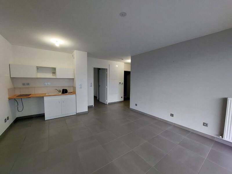 Maison à louer, 43m², LYON 8E