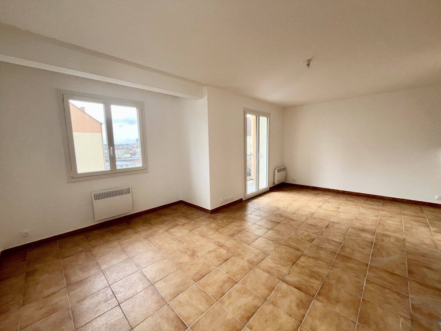 Maison à louer, 33m², CORBEIL ESSONNES