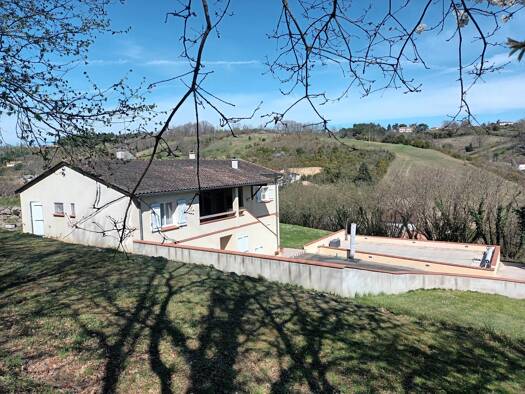 Maison à vendre 288 500 € 6 pièces 4 chambres 176 m² 2 916 m² de terrain Sud Ouest Moissac 82200